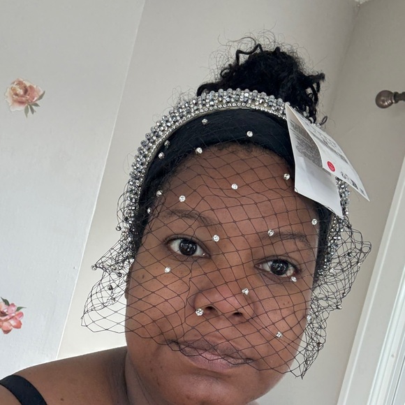 Zara Black and Silver Embellished Headband - Picture 5 of 5